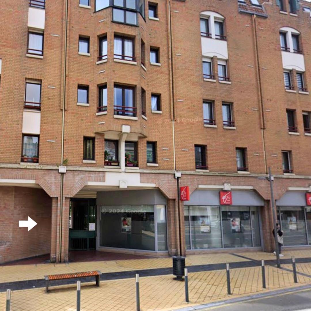 Apartamento L'Ecureuil Calais Exterior foto